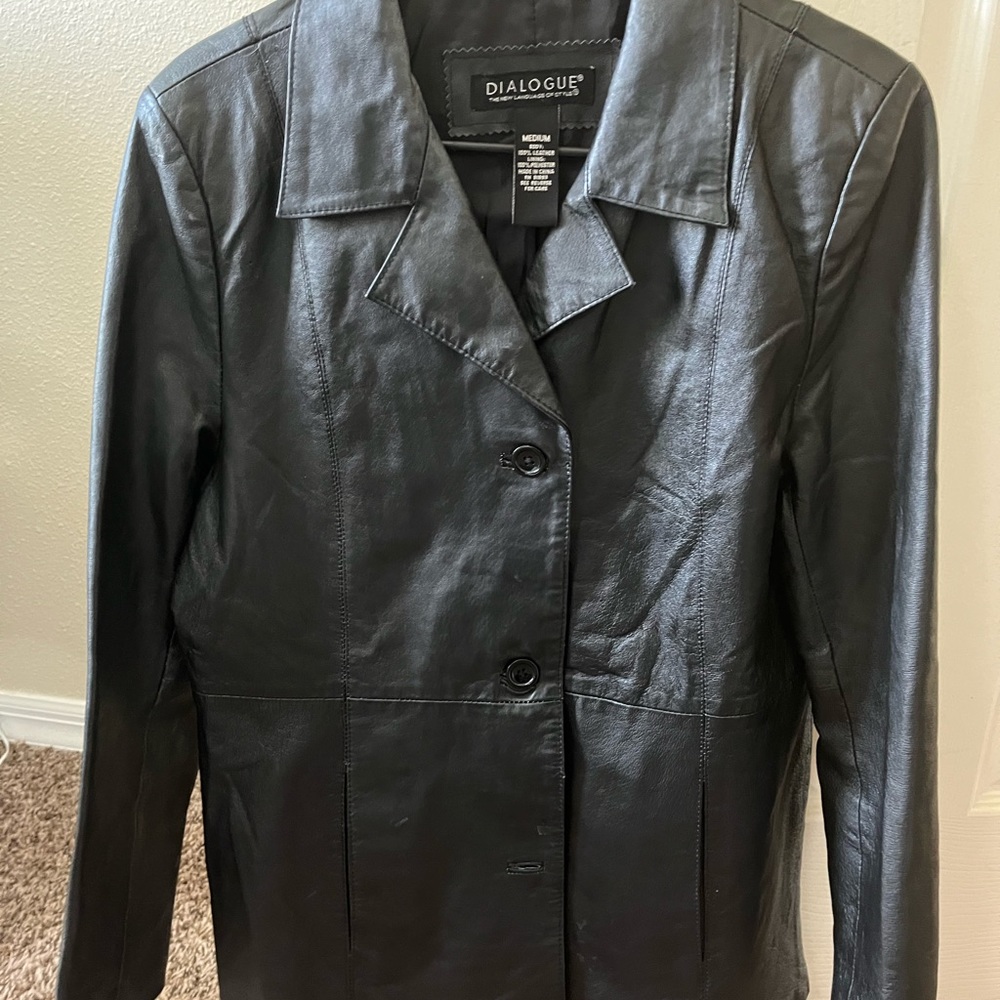 Leather jacket, black, in good condition, size Large. Dialogue Brand.